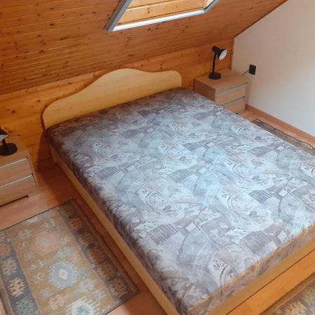 Patri Apartmanhaz 凯斯特海伊 外观 照片