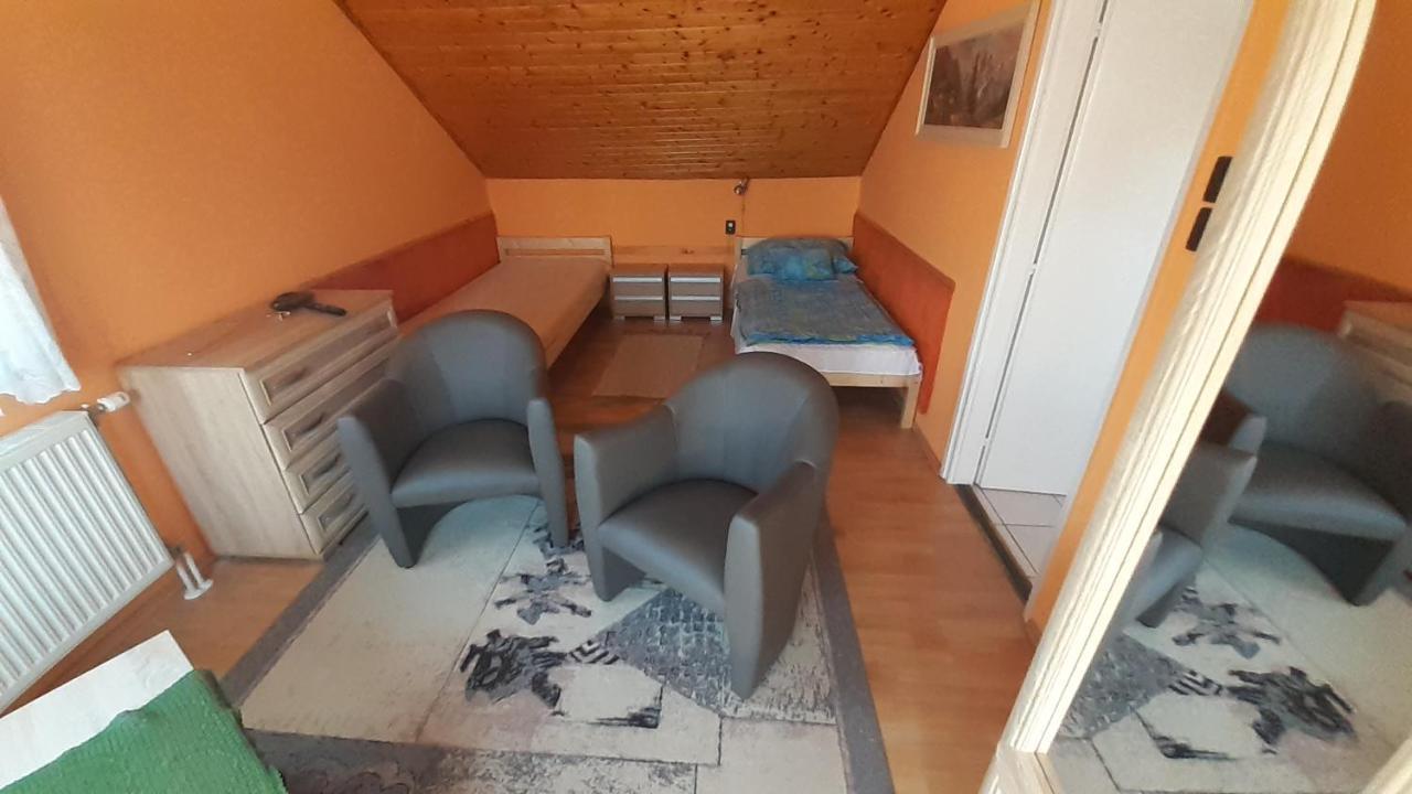 Patri Apartmanhaz 凯斯特海伊 外观 照片